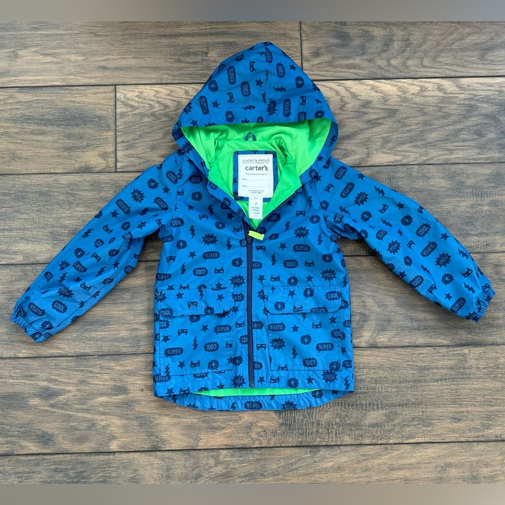 Super hero raincoat by Carter’s size 7